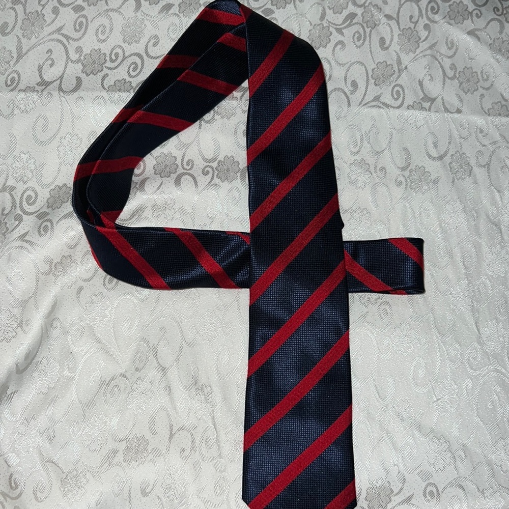 🎁🎀🌟Gentlemen Collective - Red/Navy Blue Tie